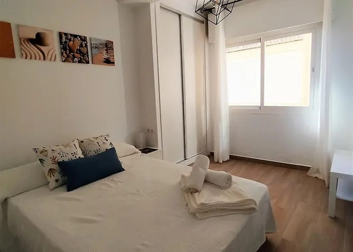 Sol Y Sal - 1ª Linea De Playa エステポナ